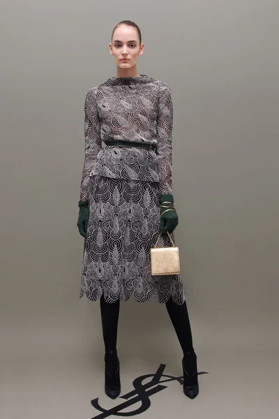 Look 34